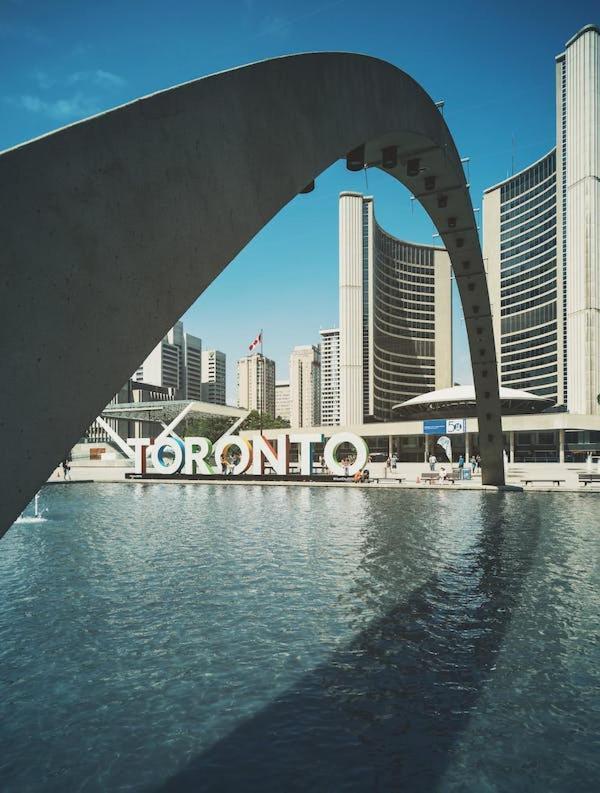Lovely 2 Bed Condo In Downtown Toronto Exterior photo