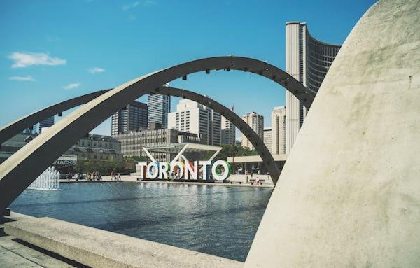 Lovely 2 Bed Condo In Downtown Toronto Exterior photo